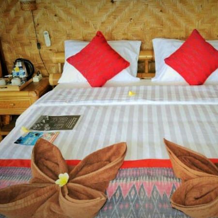 Batununggul Gentari Homestay And Tour חדר תמונה