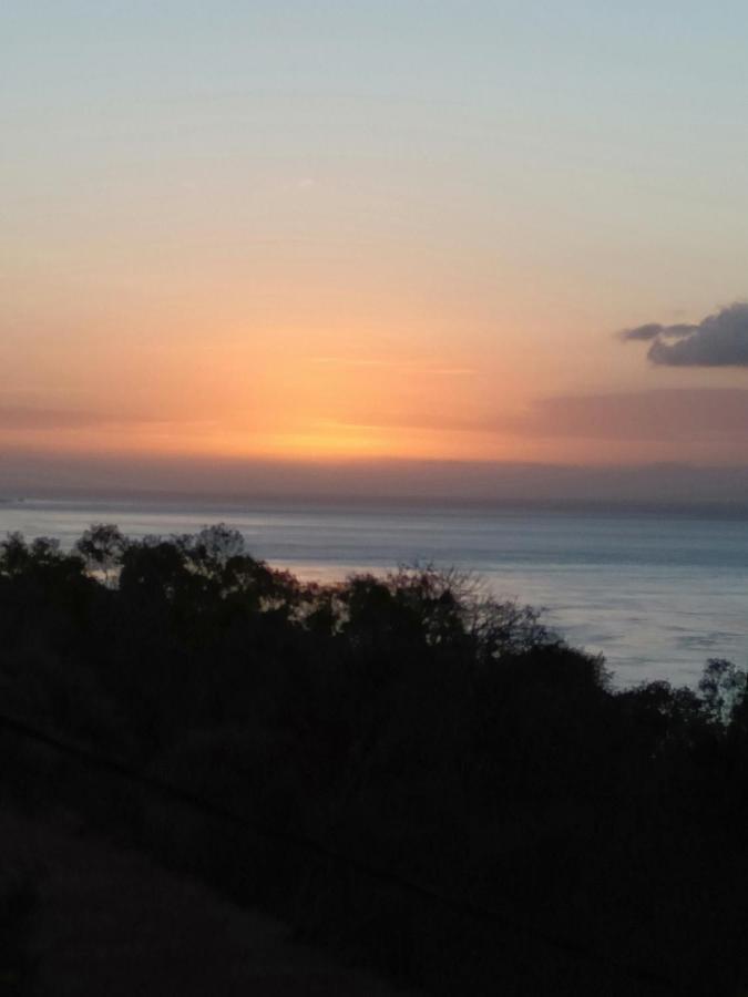 Batununggul Gentari Homestay And Tour מראה חיצוני תמונה